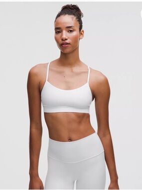 Lululemon Flow Y Bra Nulu
Light Support, A–C Cups